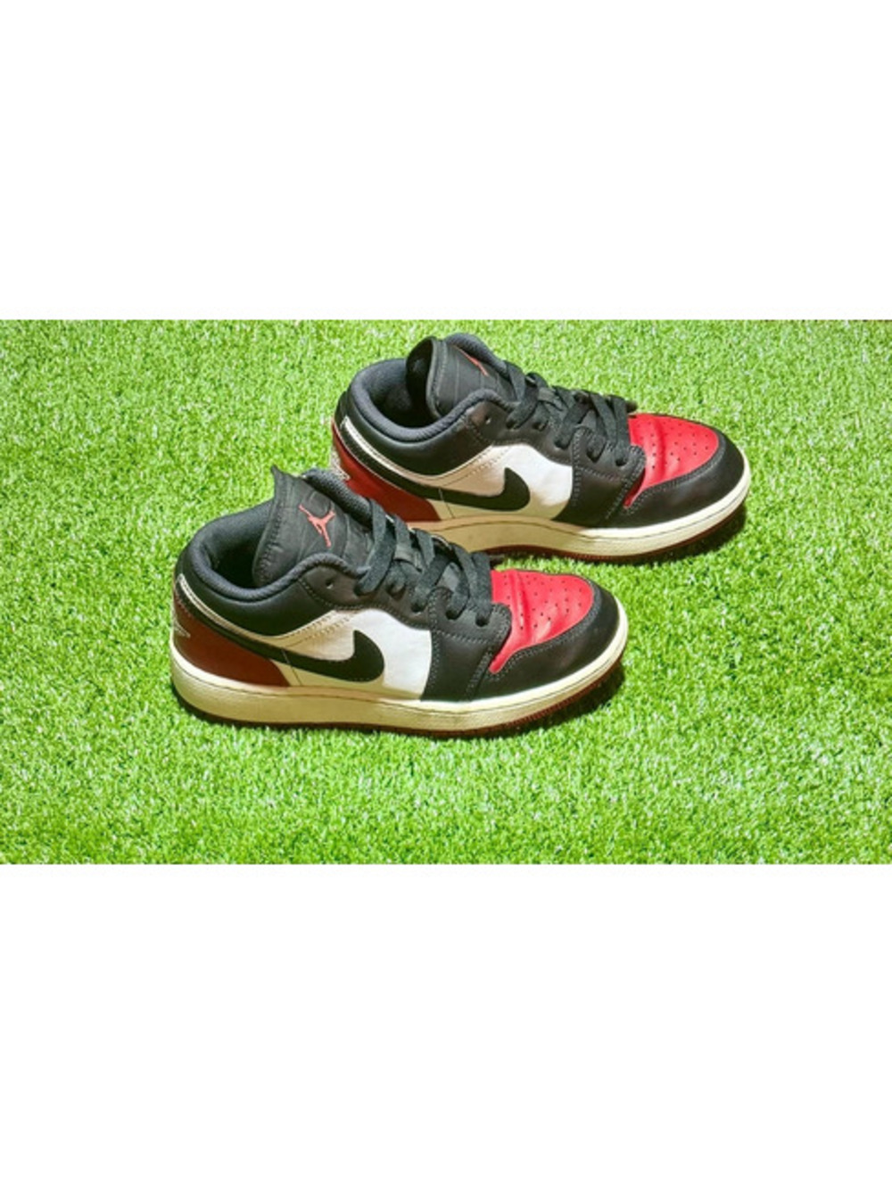 Air Jordan 1 Low GS Size 6Y Black White Red